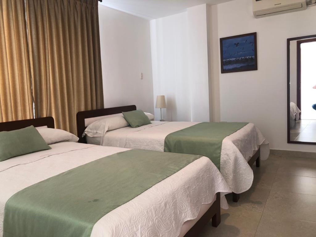 Colon Plaza Hotel 투마코 외부 사진